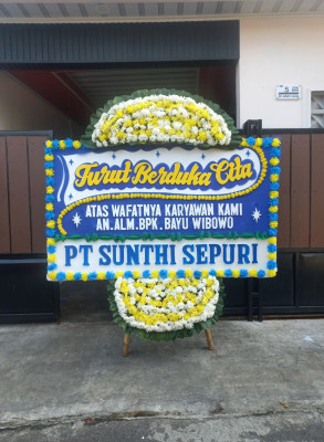 Papan Bunga Duka di Julang