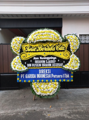 Papan Bunga Duka di Julang